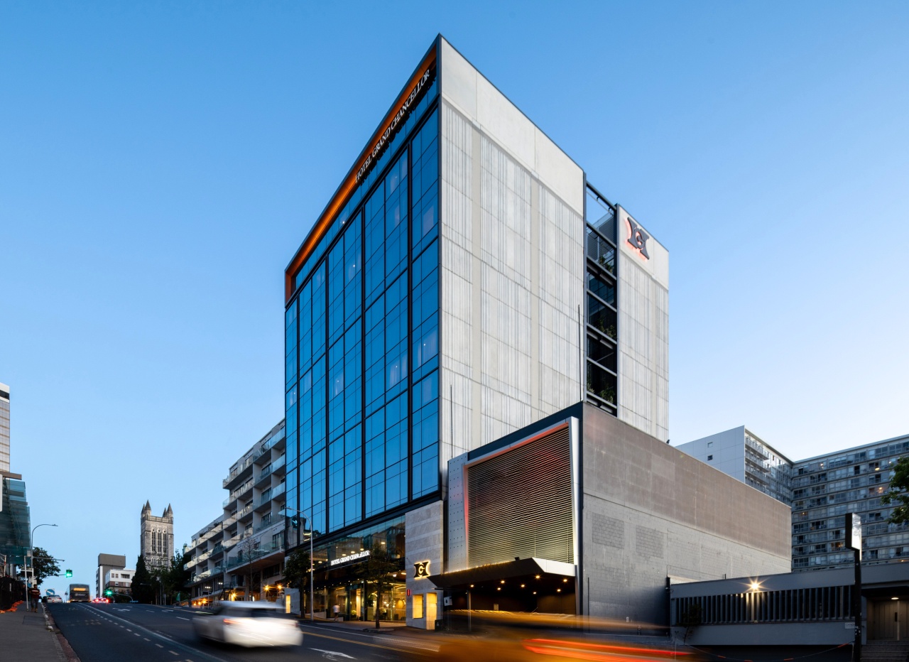 Hotel Grand Chancellor Auckland - hotel street view