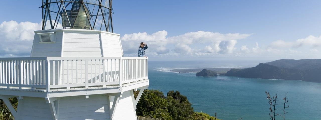 Manukau Heads Lighthouse, Awhitu