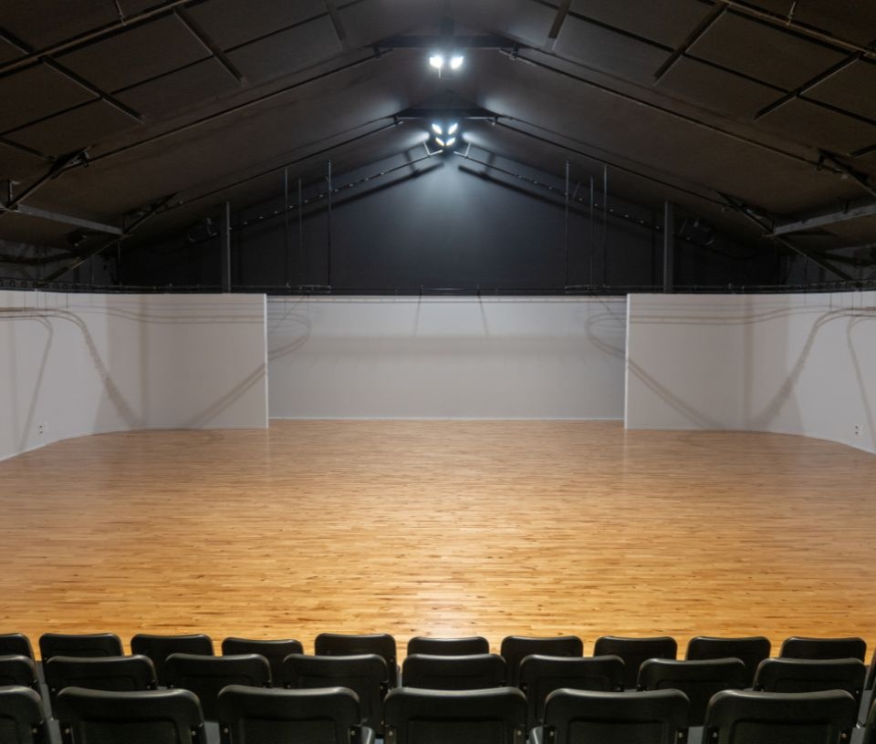Te Puna Hub - Kōmanawa Multi-functional Digital Theatre: A versatile theatre with immersive projection capabilities and a semi-sprung dance floor. 