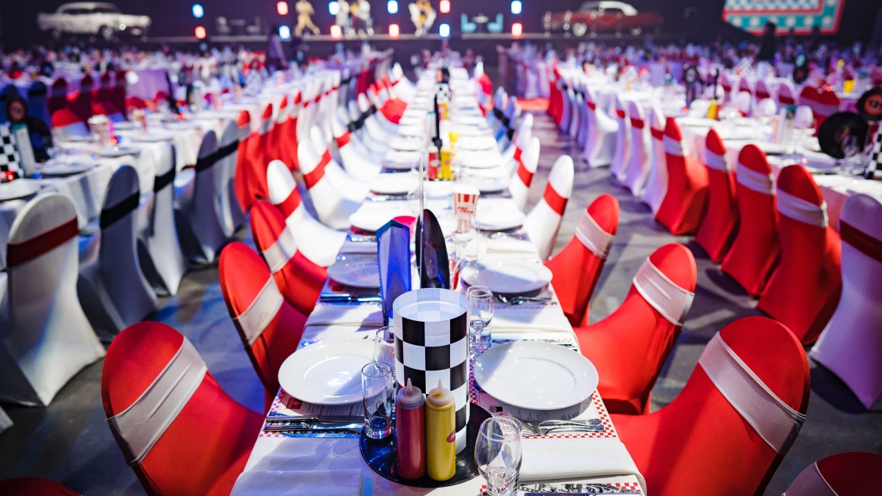Centrepiece event theming