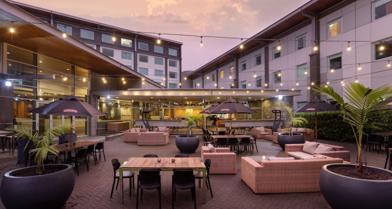 Novotel Auckland Ellerslie - Outdoor Acacia Garden Outdoor Acacia Garden